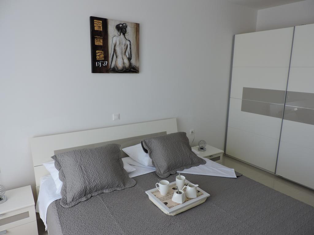 Apartments Villa Residenca 诺维·维诺多尔斯基 外观 照片