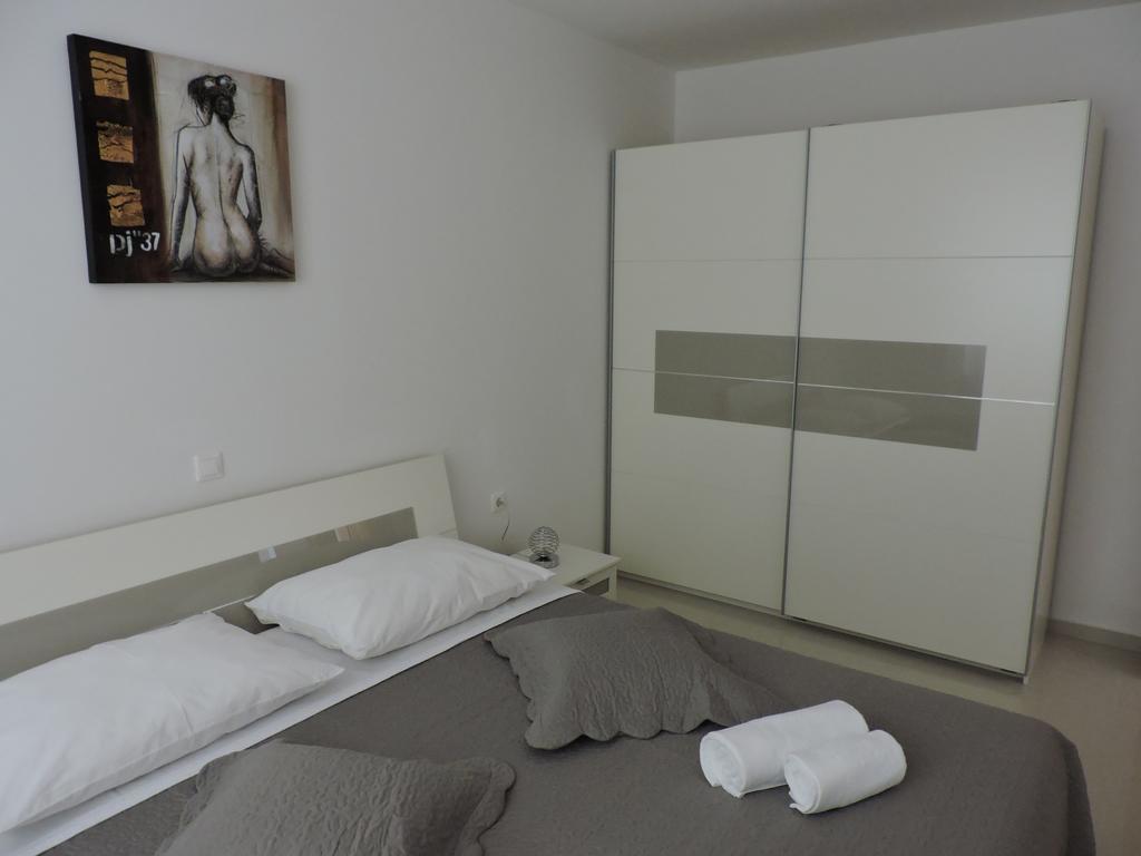 Apartments Villa Residenca 诺维·维诺多尔斯基 外观 照片