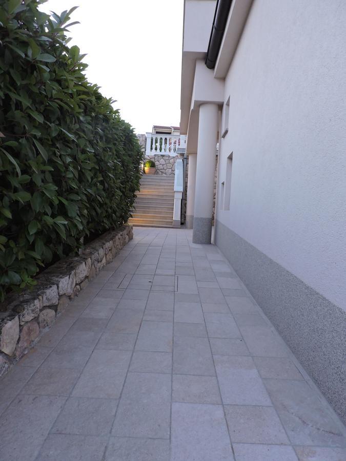 Apartments Villa Residenca 诺维·维诺多尔斯基 外观 照片