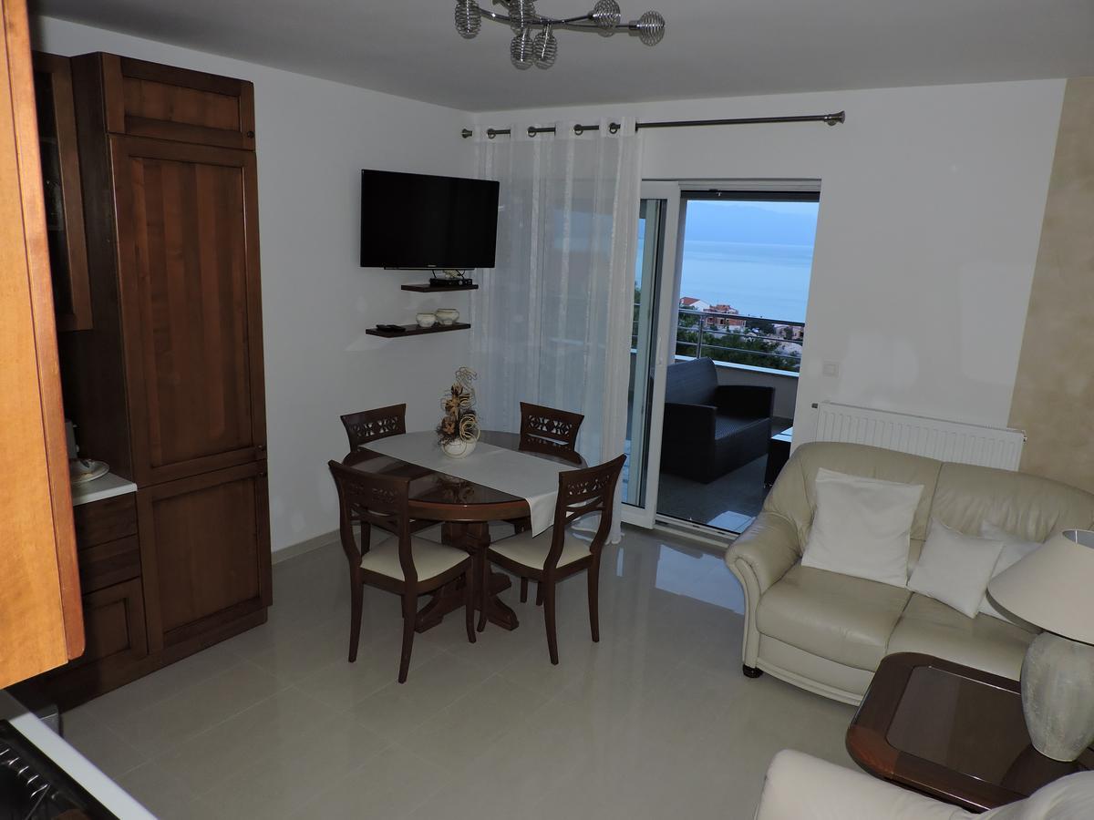 Apartments Villa Residenca 诺维·维诺多尔斯基 外观 照片